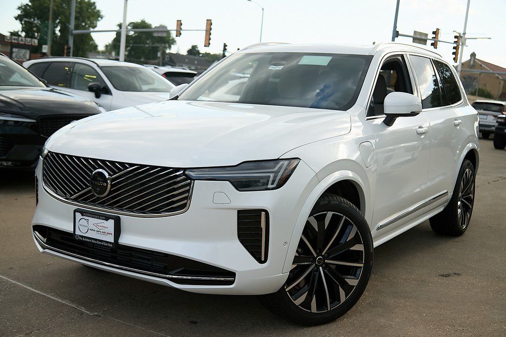 2026 VOLVO XC90 - Image 1