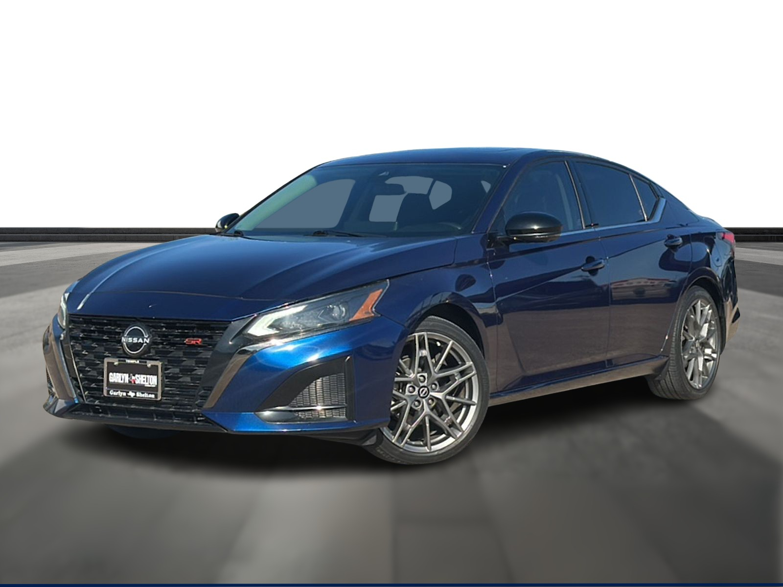 2023 Nissan Altima SR's photo