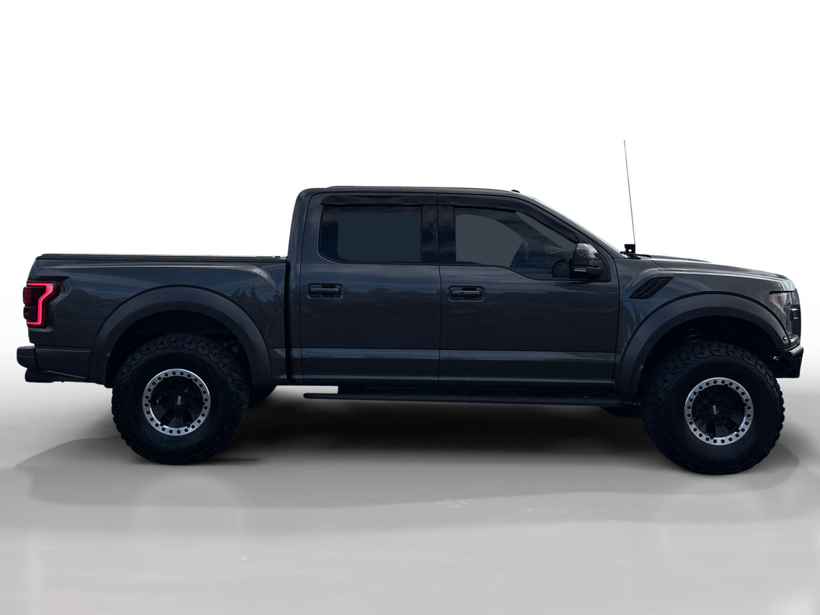2017 Ford F-150 Raptor photo 6