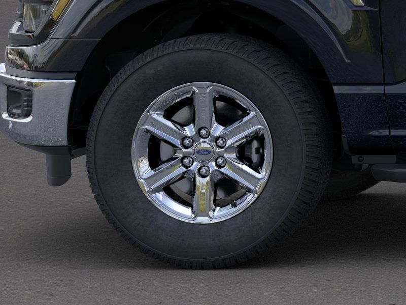 2025 Ford F-150 XLT photo 16
