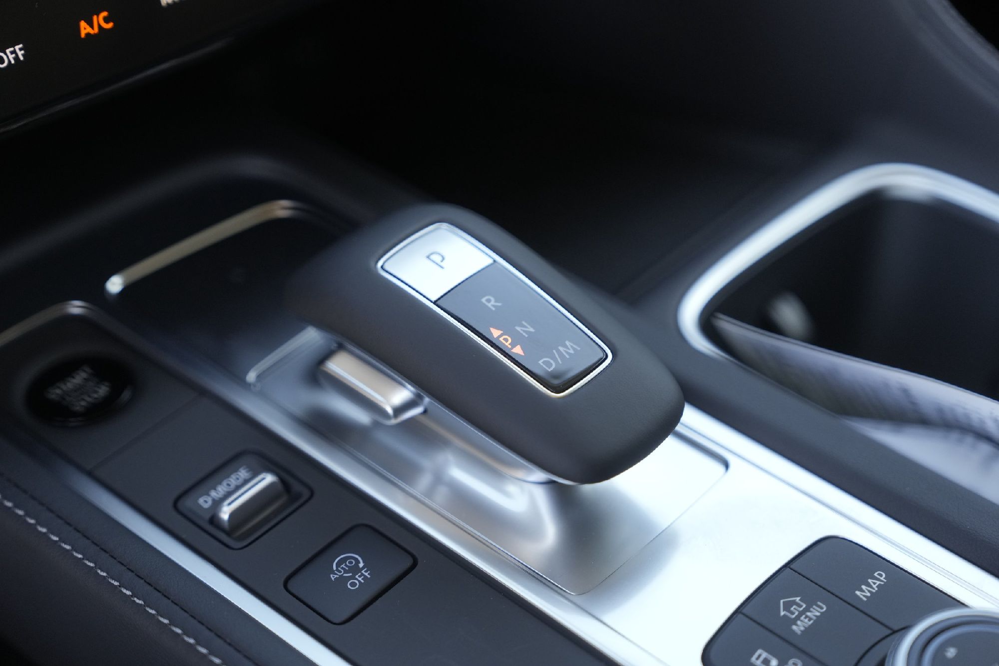 2026 Infiniti QX60 Luxe photo 11