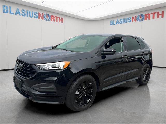2024 Ford Edge SE's photo