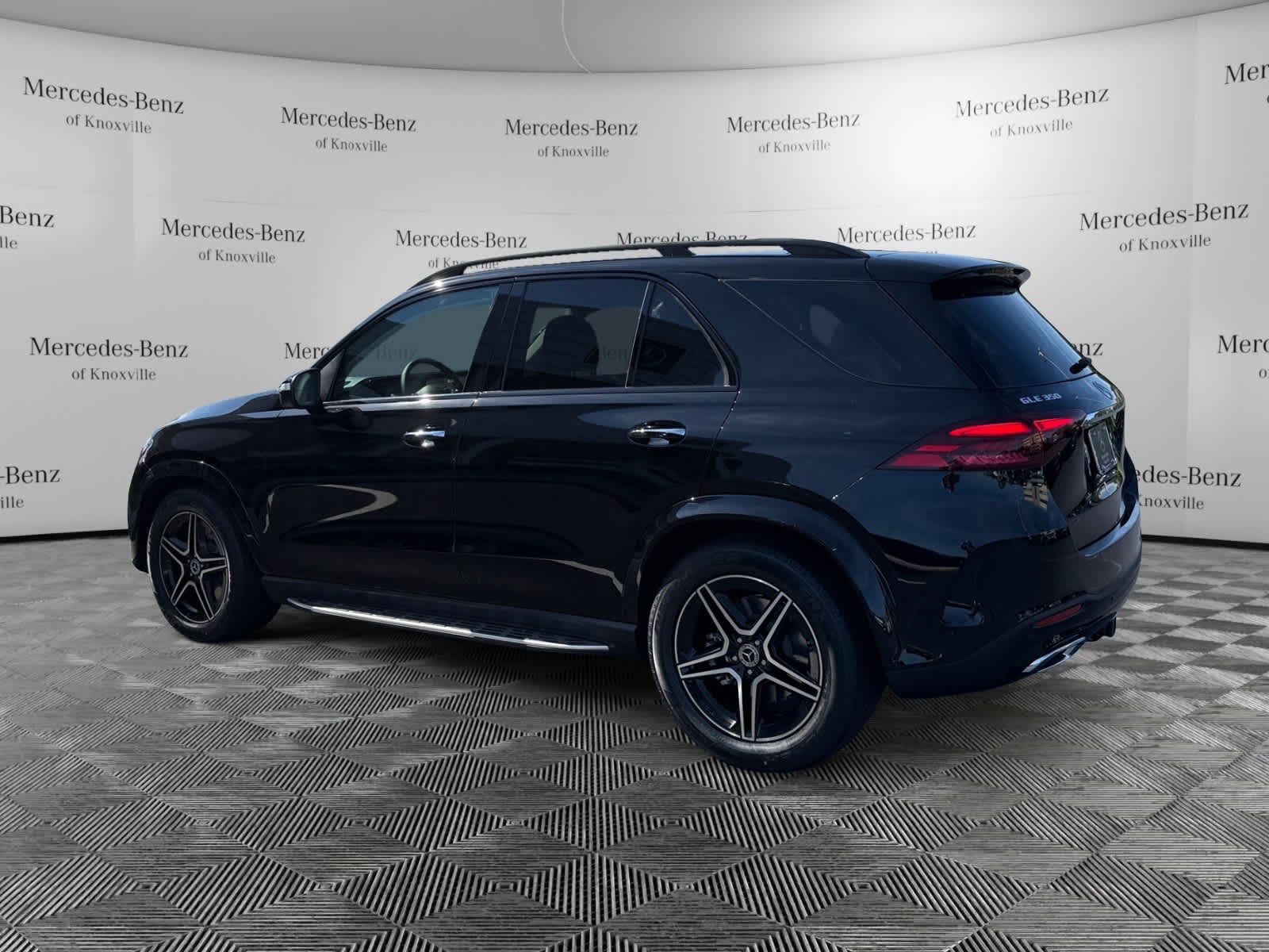 2026 Mercedes Benz GLE 350 4MATIC photo 2