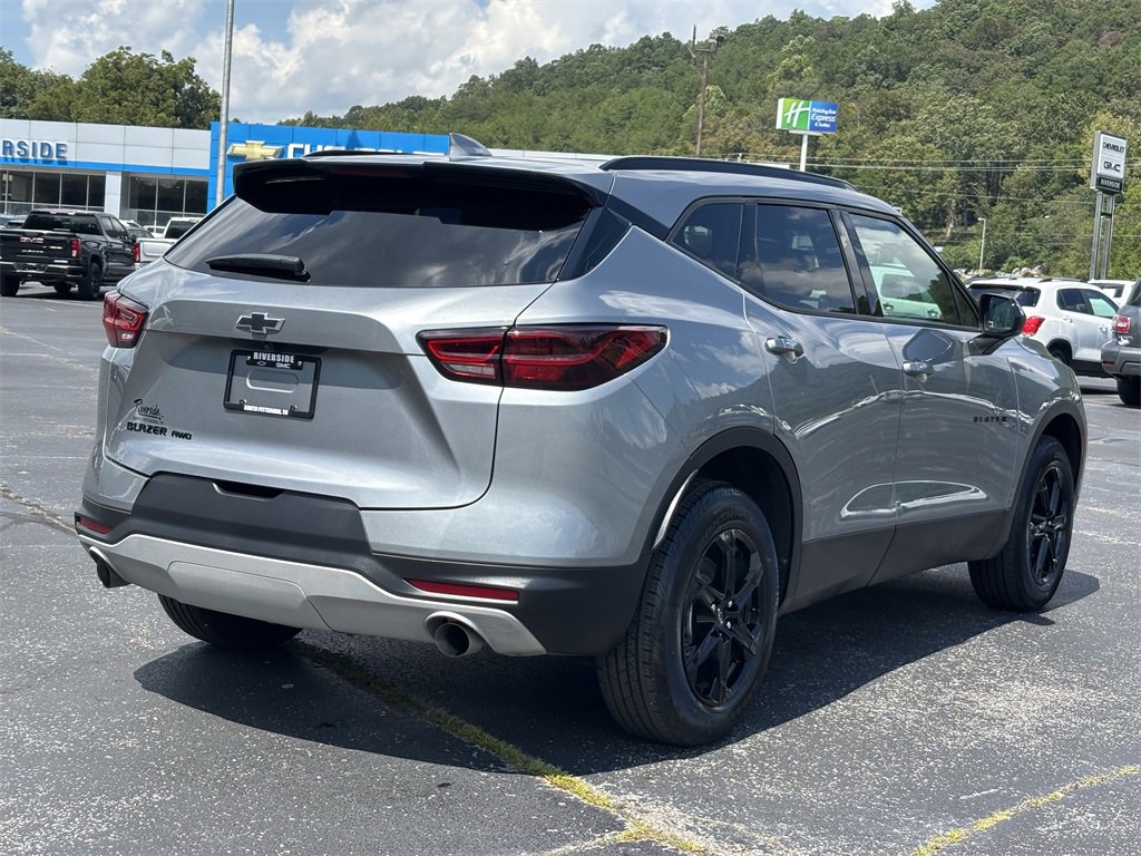 2025 Chevrolet Blazer 2LT photo 7