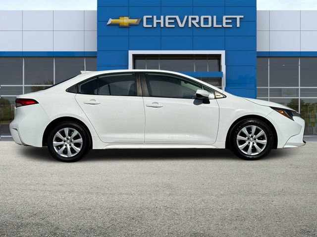 2023 Toyota Corolla LE photo 3