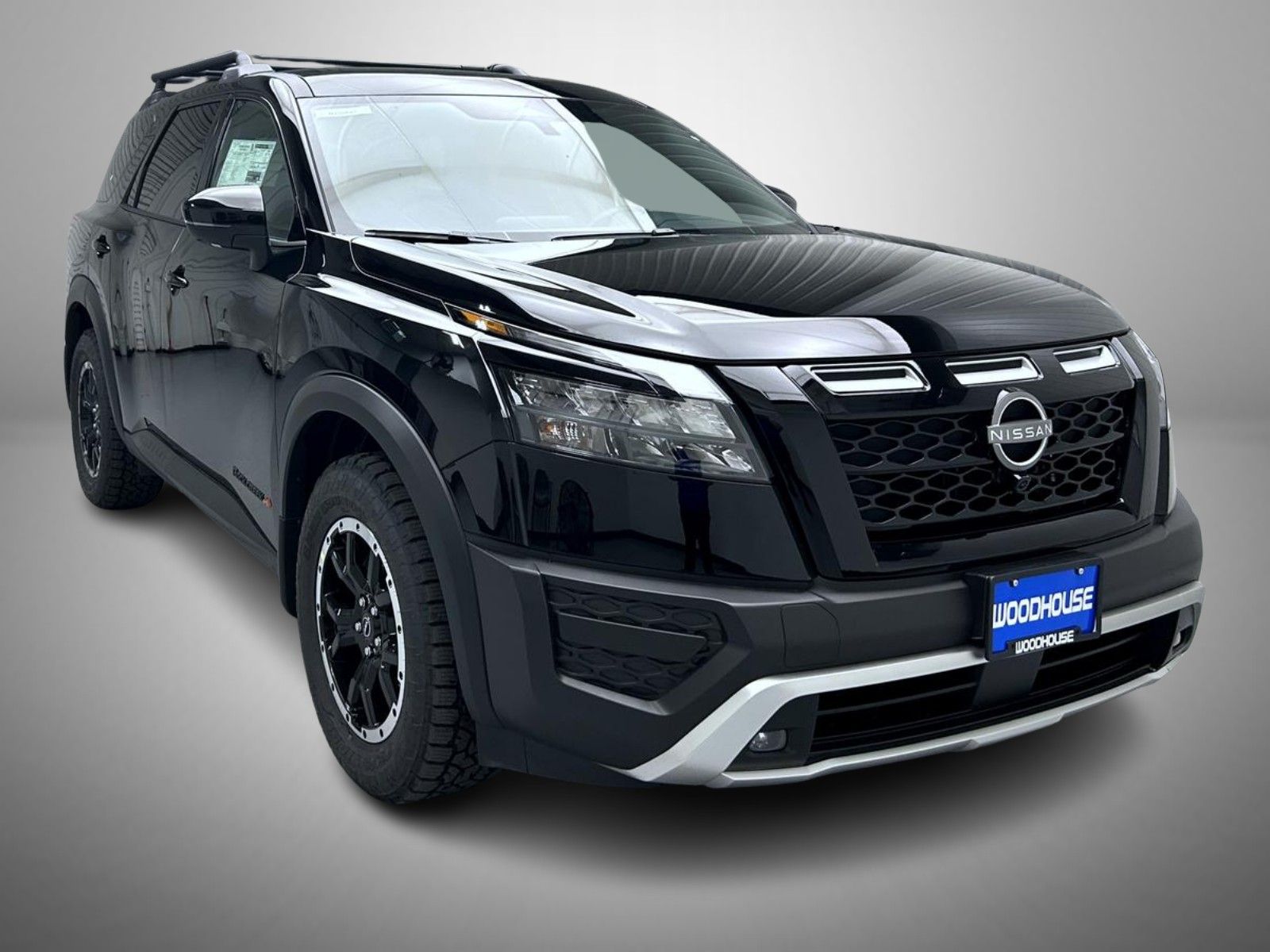 2025 Nissan Pathfinder Rock Creek photo 2