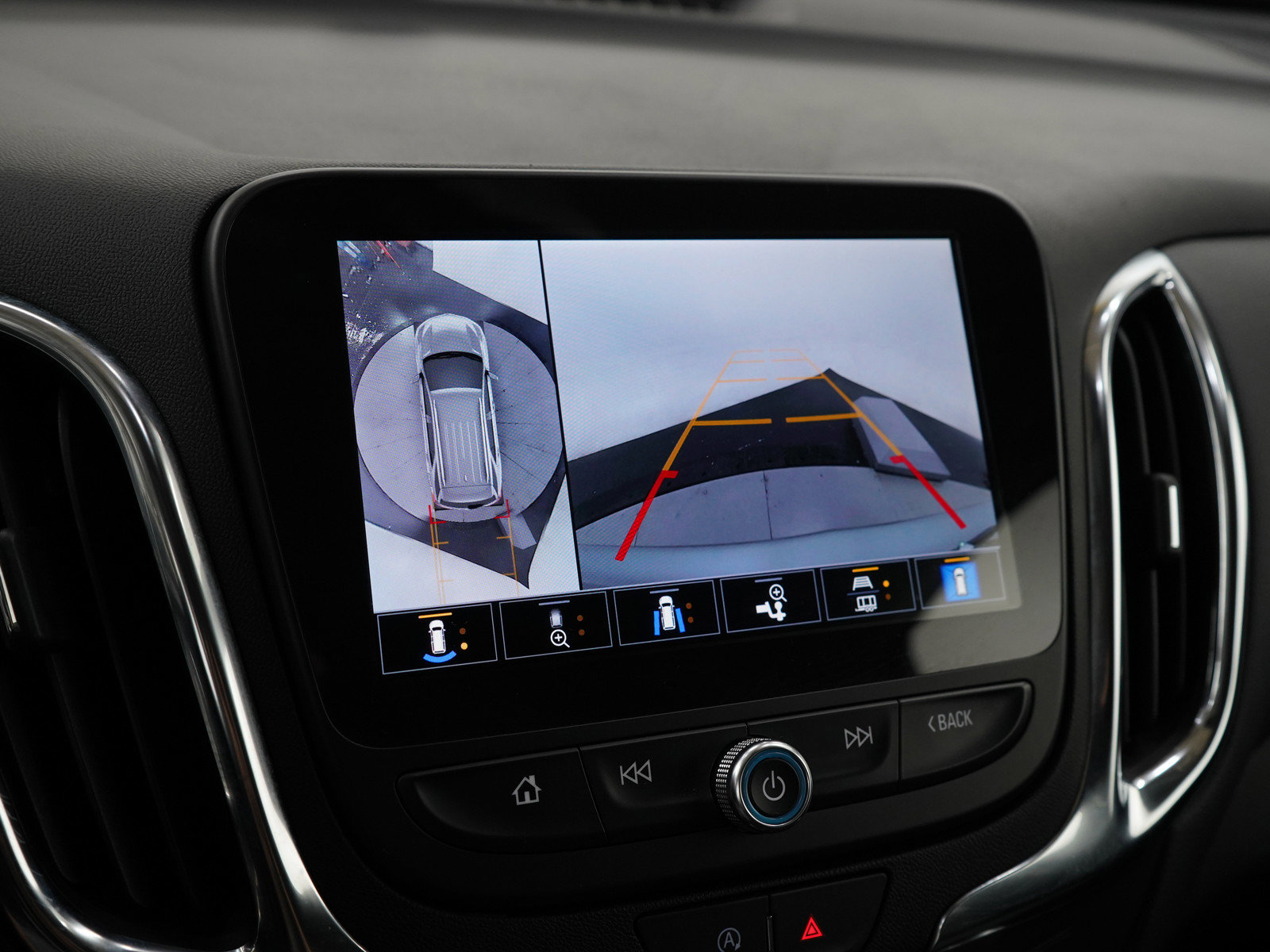 2024 Chevrolet Equinox LT photo 19