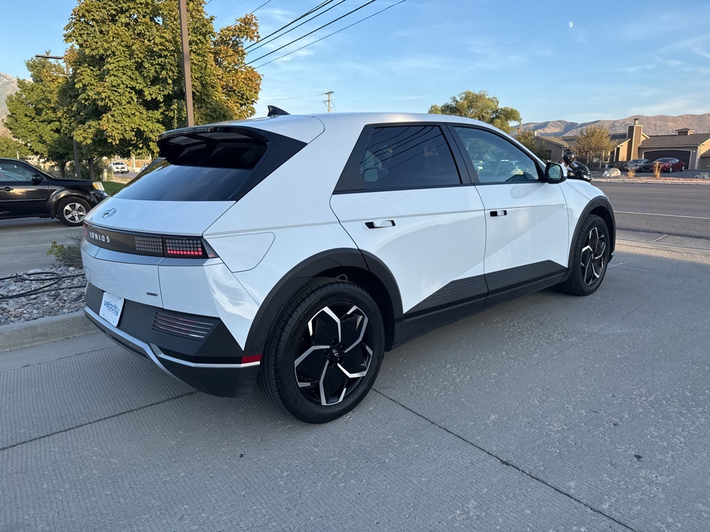 2024 Hyundai Ioniq 5 SEL photo 3
