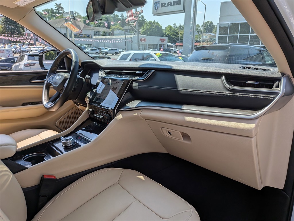 2022 Jeep Grand Cherokee Limited photo 23