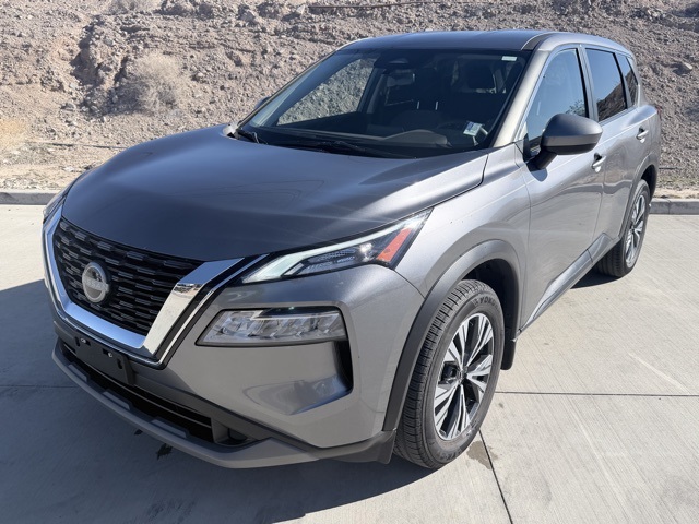 2023 Nissan Rogue SV's photo