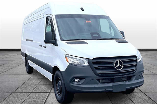 2025 Mercedes-Benz Sprinter Cargo Van Base's photo