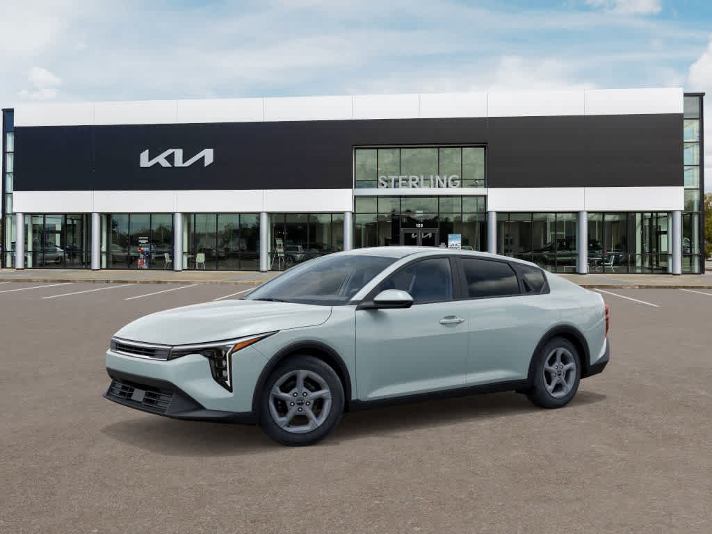 2025 Kia K4 LXS photo 3
