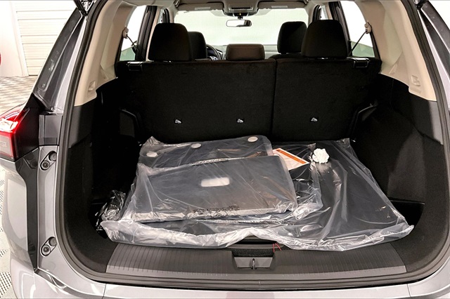 2025 Nissan Rogue S photo 37