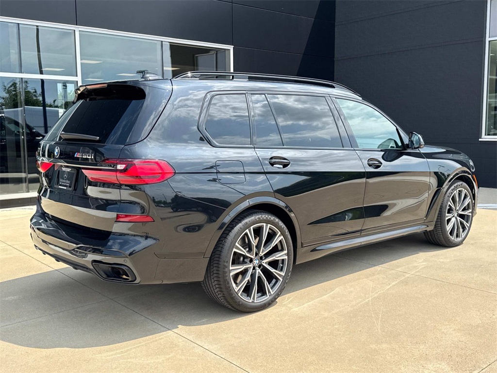 2022 Bmw X7 M50i photo 3