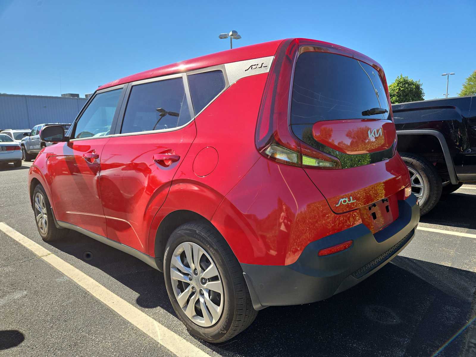2022 Kia Soul LX photo 2