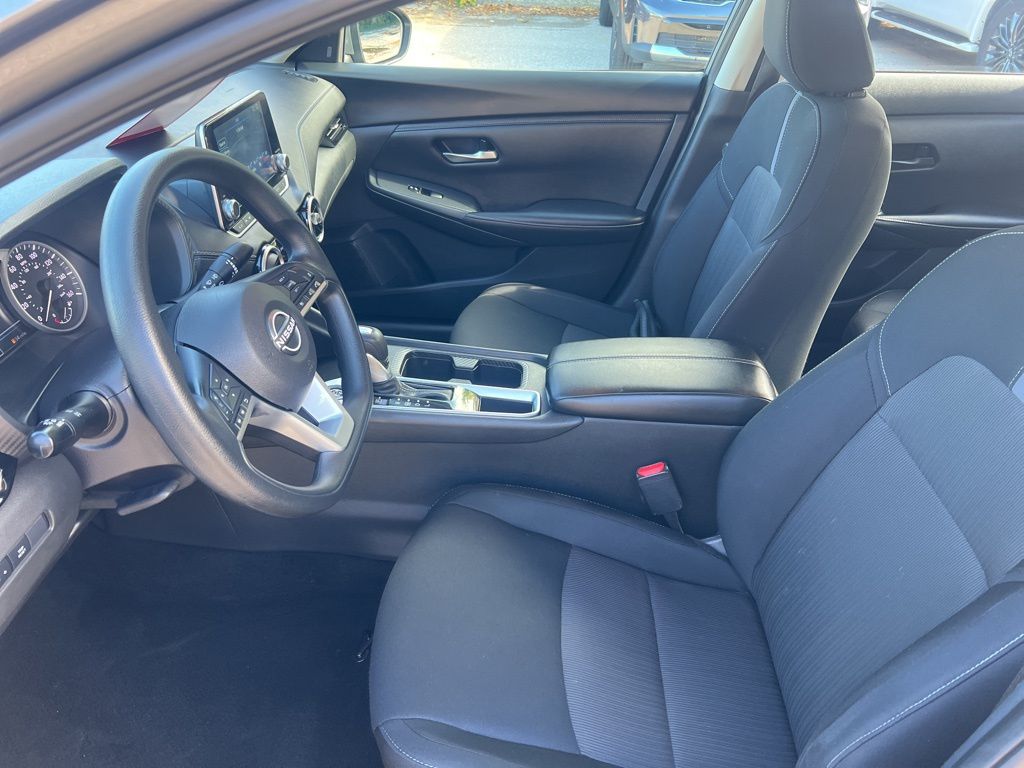2024 Nissan Sentra SV photo 4