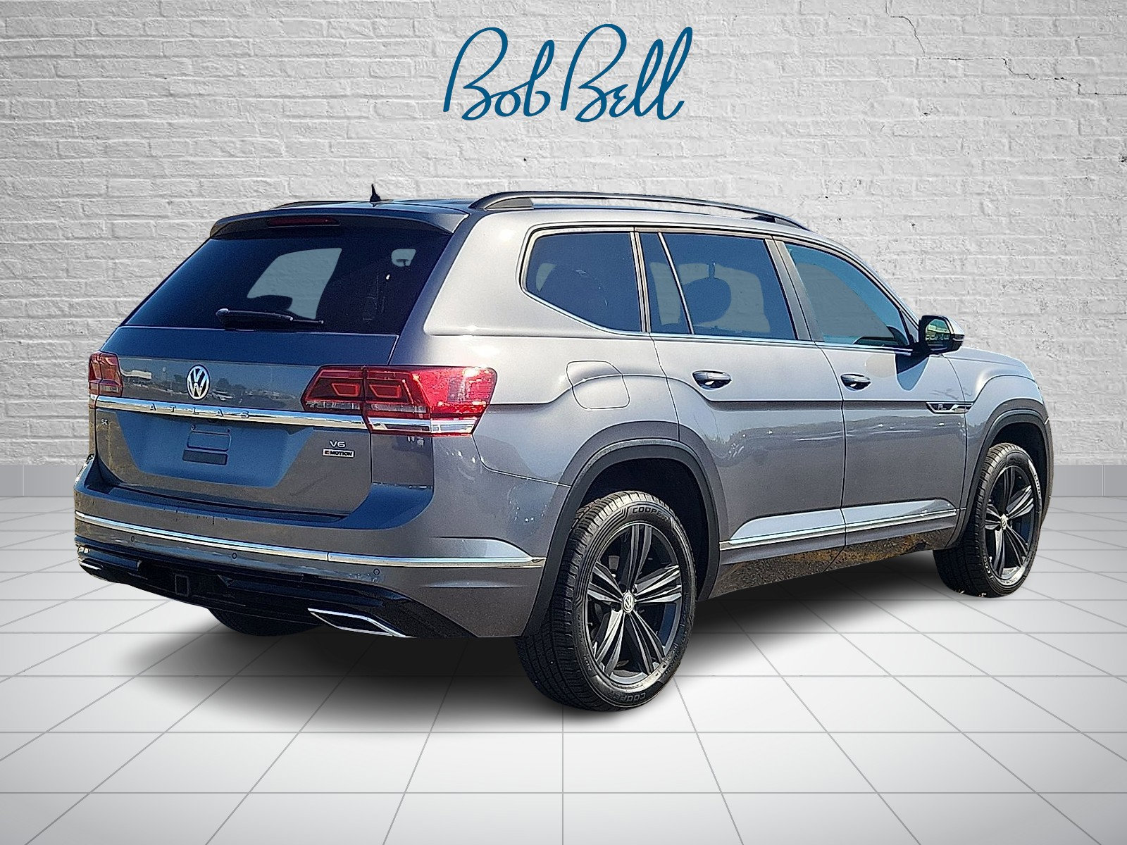 2020 Volkswagen Atlas SE Technology R-Line photo 3