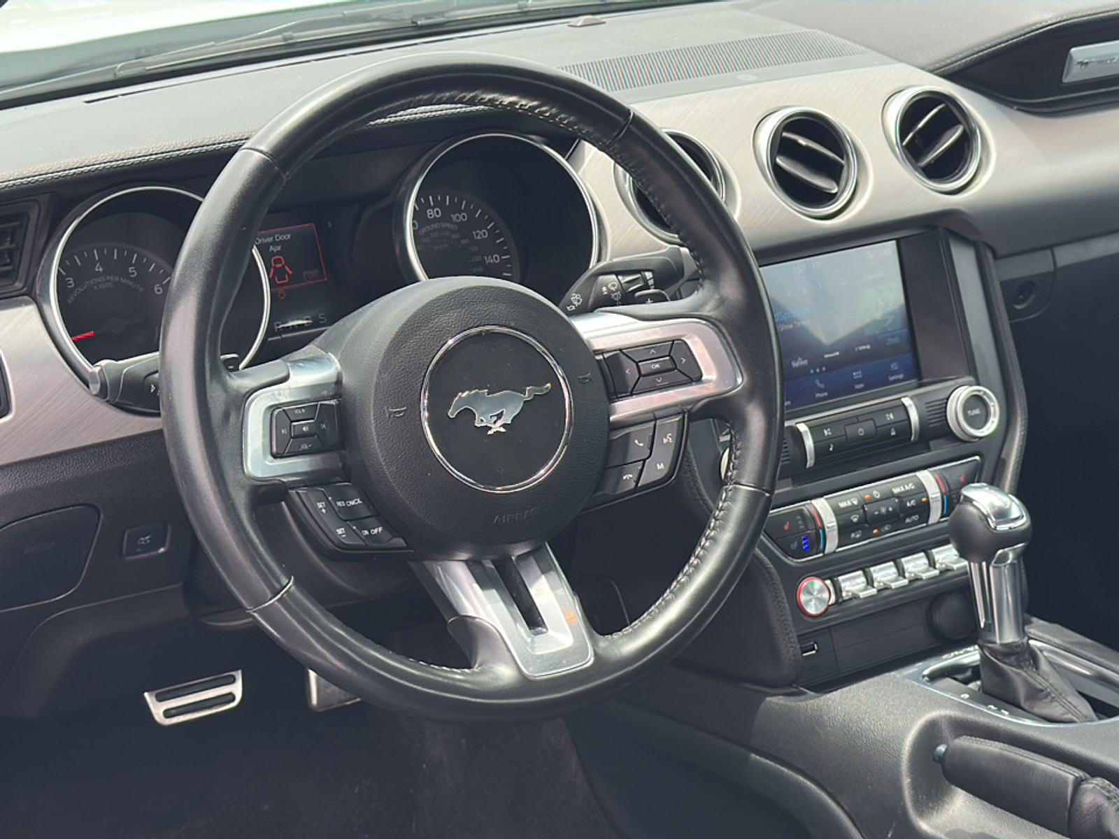 2023 Ford Mustang GT Premium photo 4