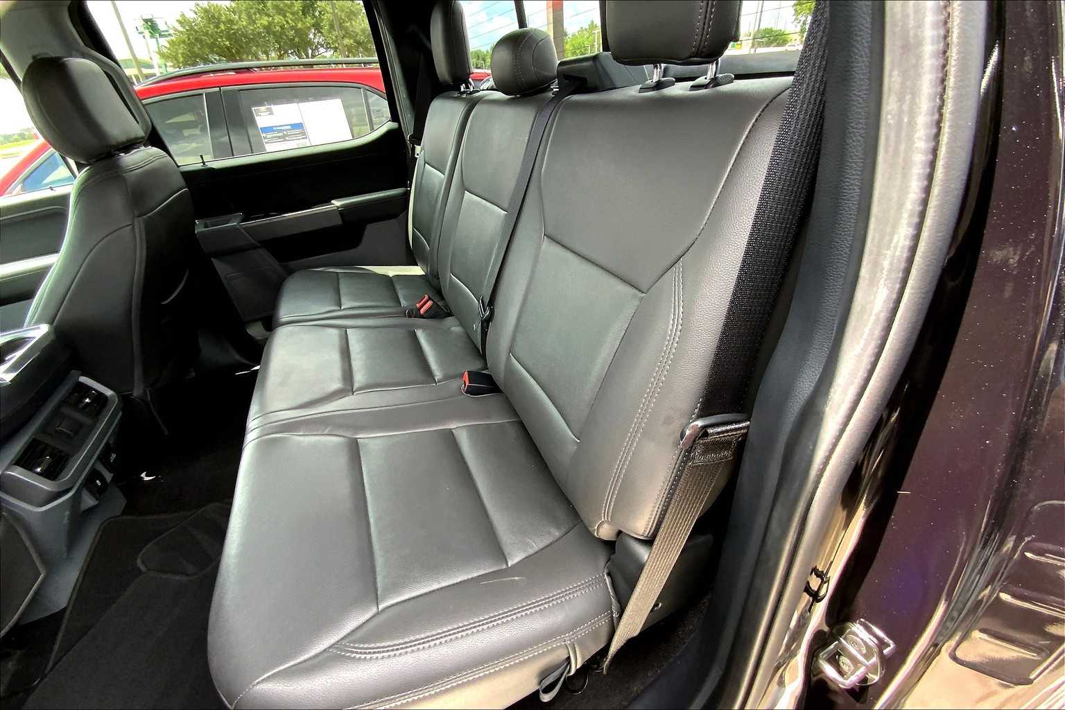 2022 Ford F-150 XLT photo 18