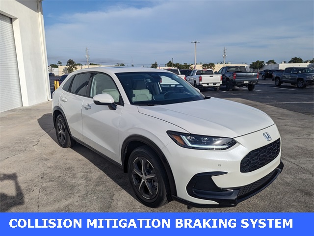 2025 Honda HR-V EX-L photo 2