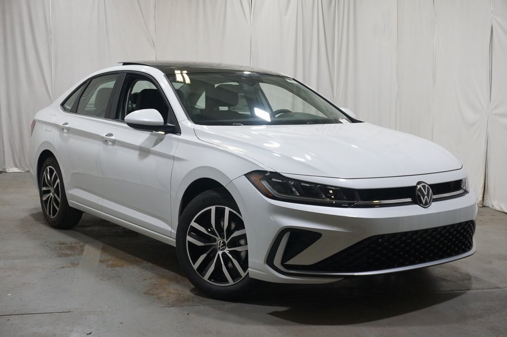 2025 Volkswagen Jetta 1.5T SE photo 2