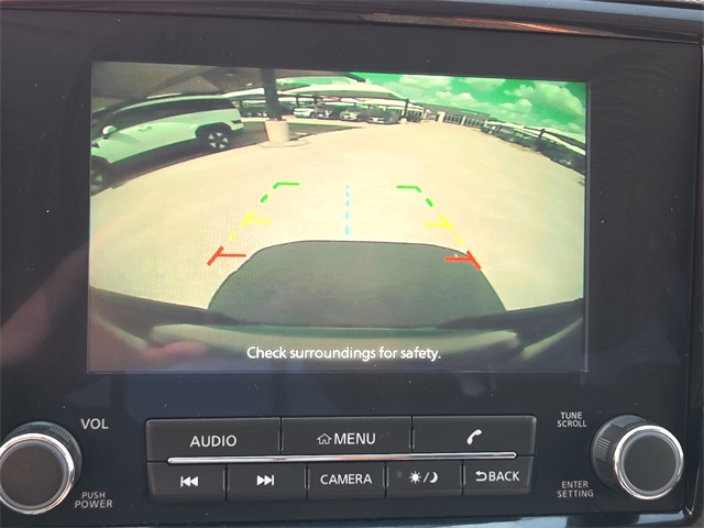 2022 Nissan Frontier SV Crew Cab photo 17
