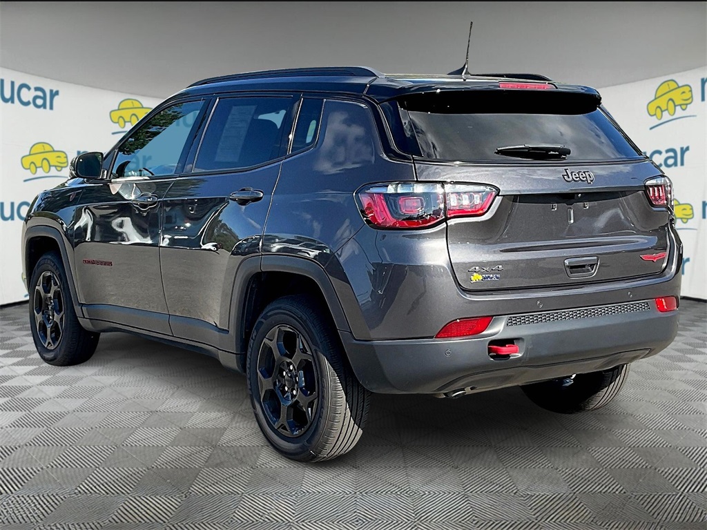 2023 Jeep Compass Trailhawk photo 4