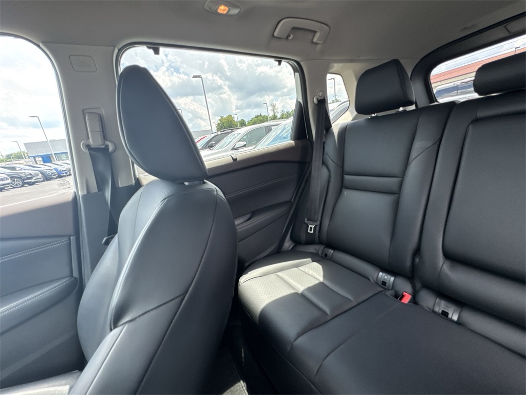 2023 Nissan Rogue SV photo 11