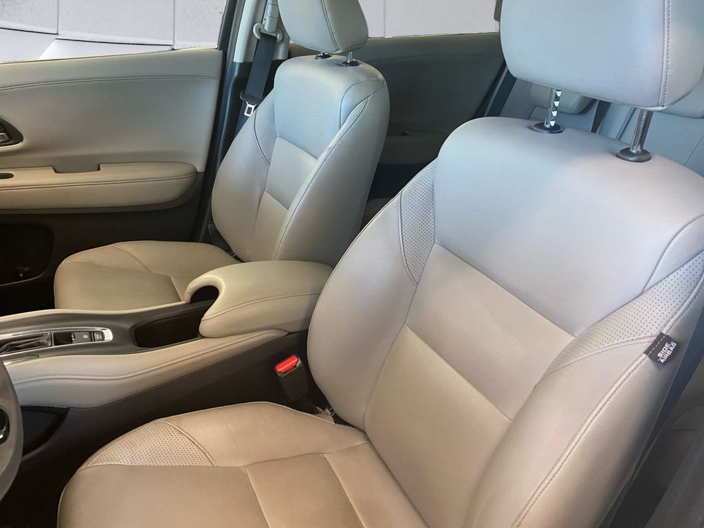 2016 Honda HR-V EX-L photo 7