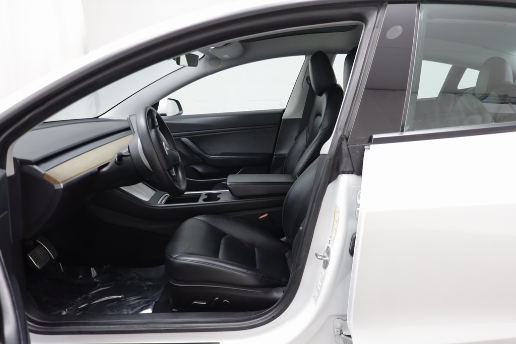 2021 Tesla Model 3 Long Range photo 4