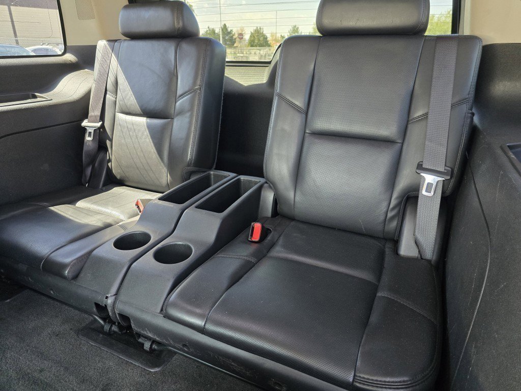 2007 Cadillac Escalade Base photo 25