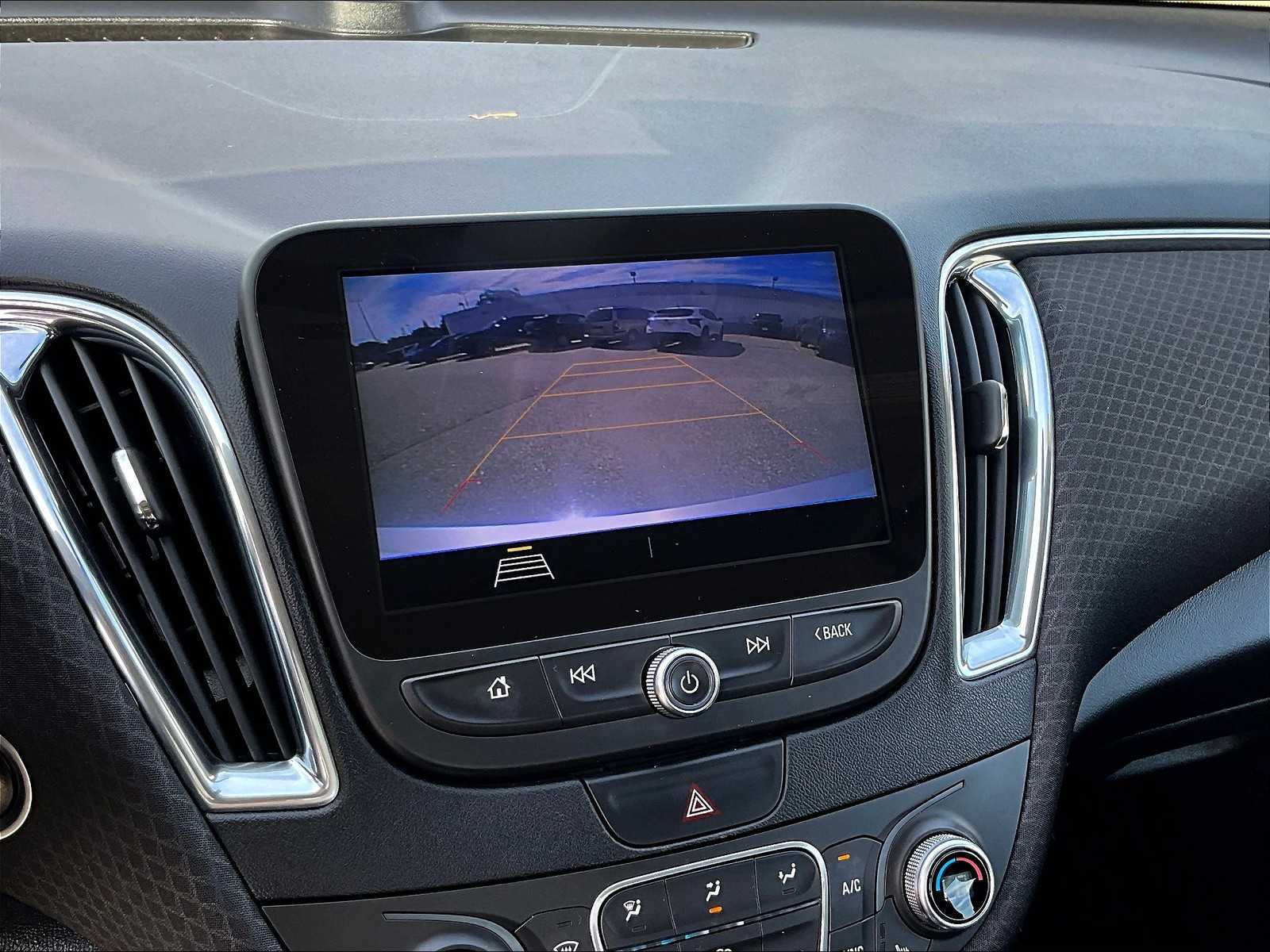 2019 Chevrolet Malibu 1LT photo 19