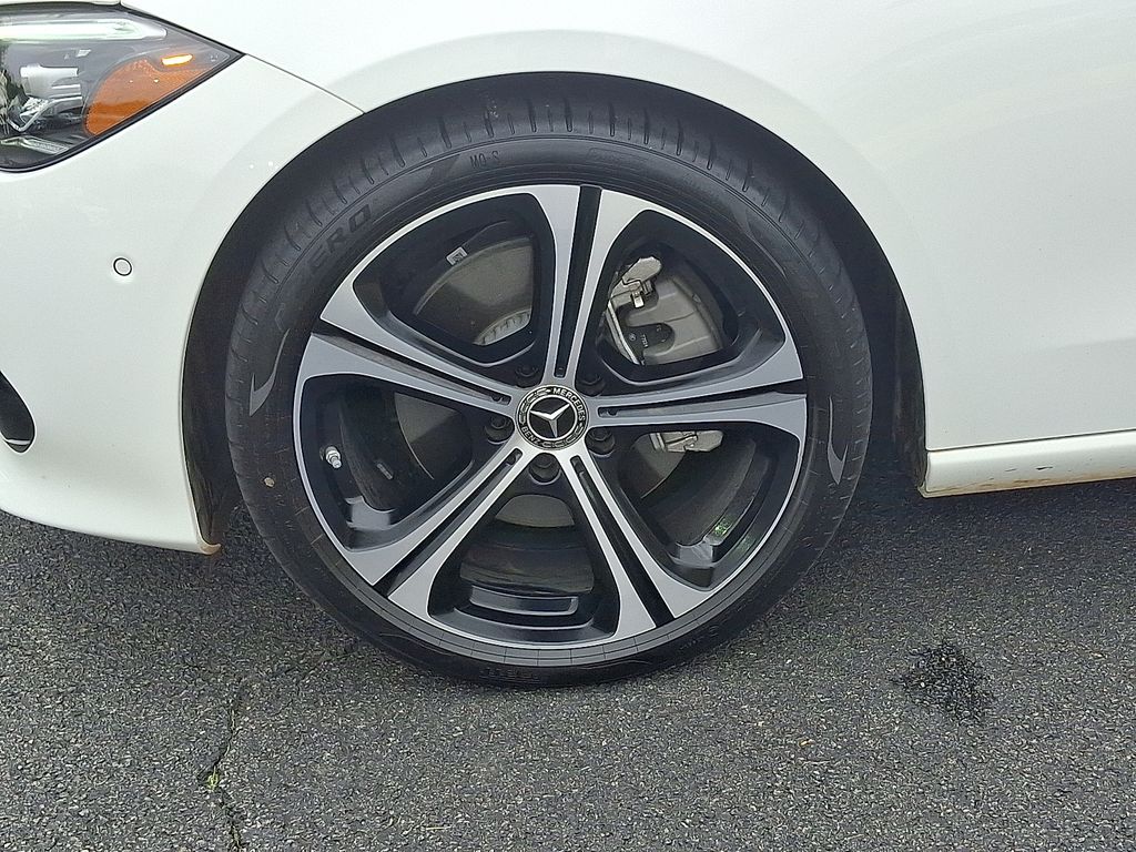 2025 Mercedes Benz C 300 4MATIC photo 8