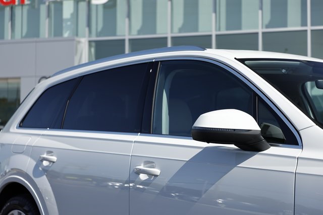 2025 Audi Q7 55 Premium Plus photo 6
