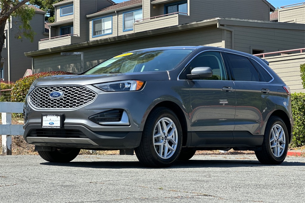 2024 Ford Edge SEL photo 7