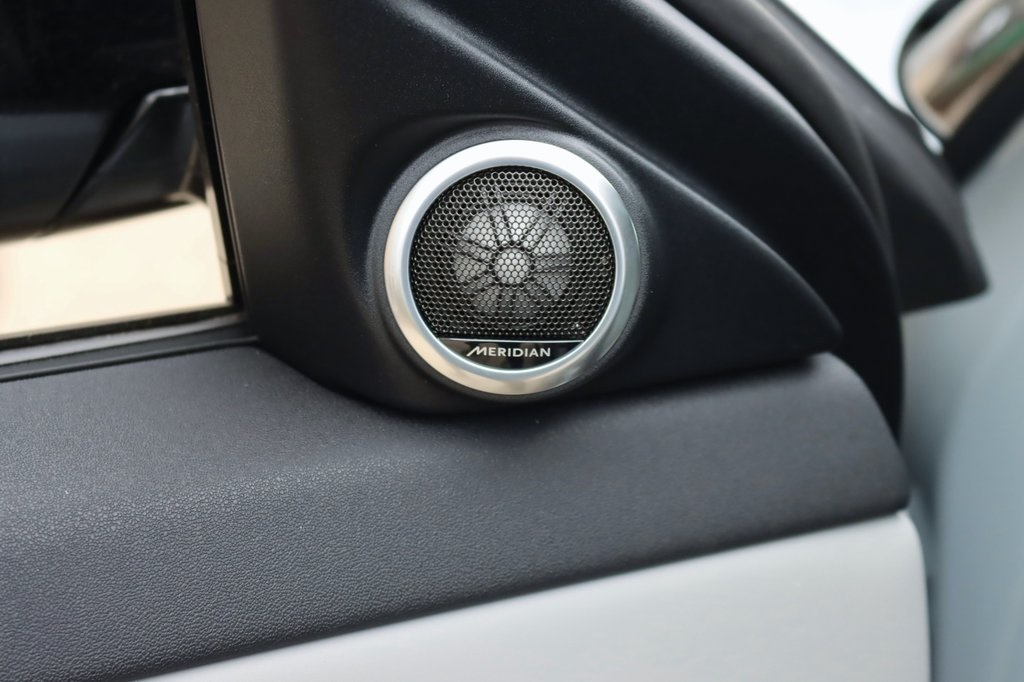 2026 LAND ROVER RANGE ROVER EVOQUE - Image 11