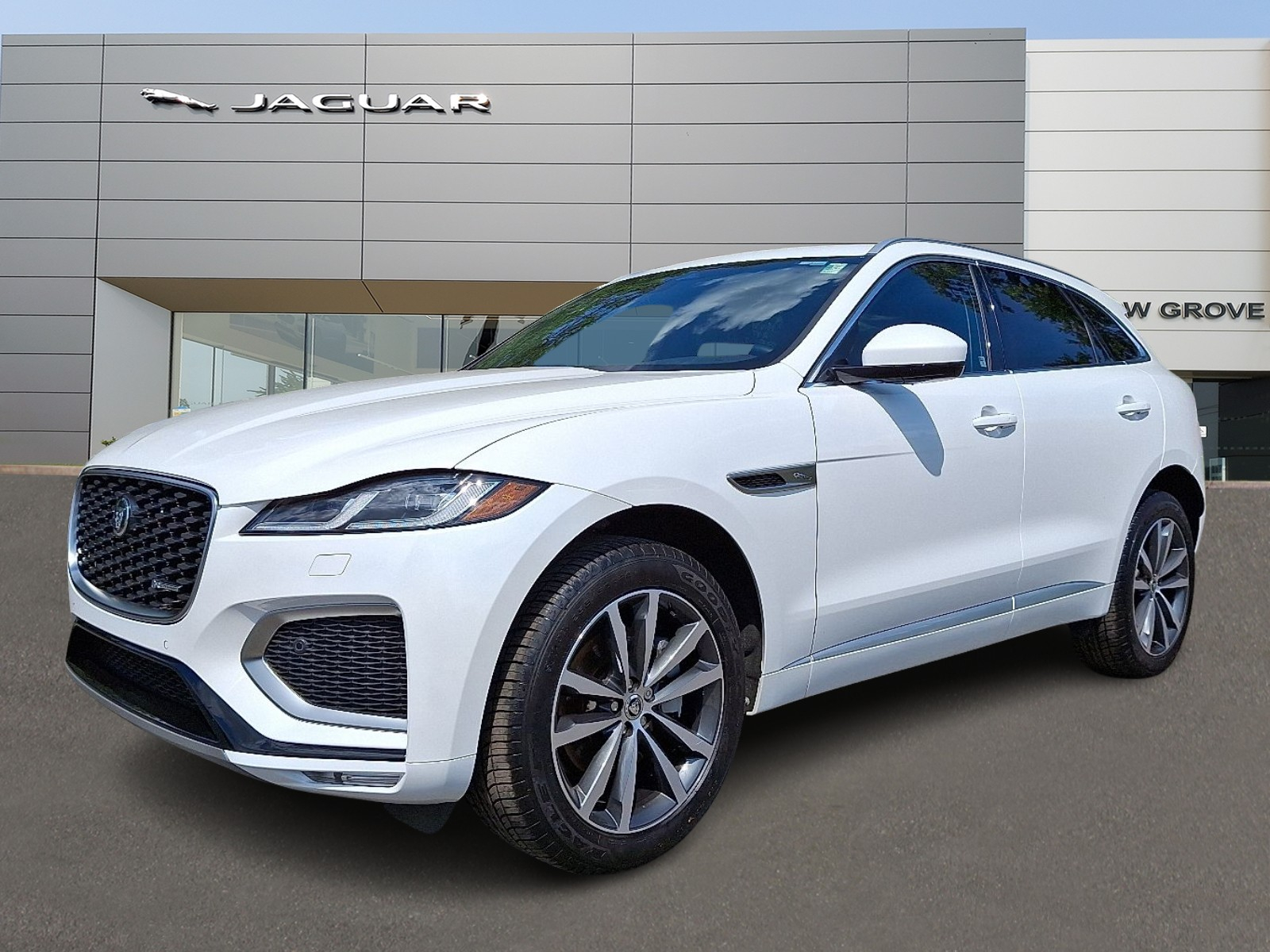 2025 Jaguar F-PACE R-Dynamic S