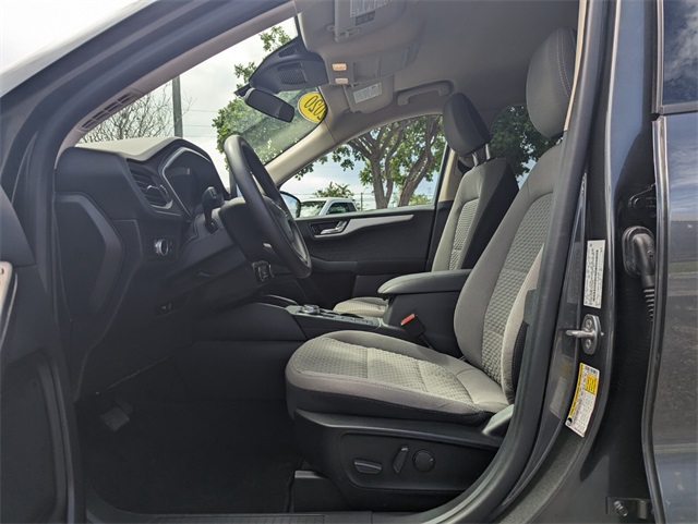 2020 Ford Escape SE photo 5