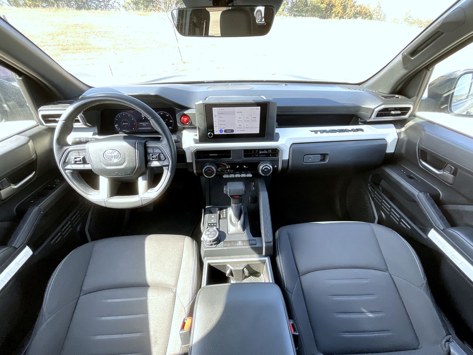 2024 Toyota Tacoma TRD Off-Road photo 15