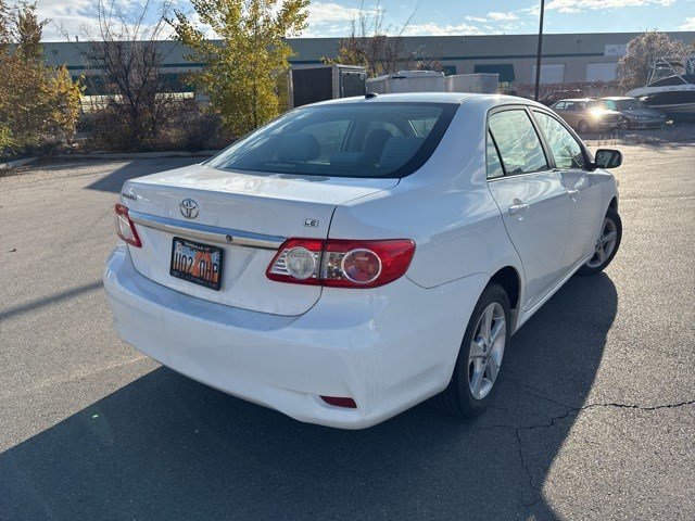 2013 Toyota Corolla L photo 3