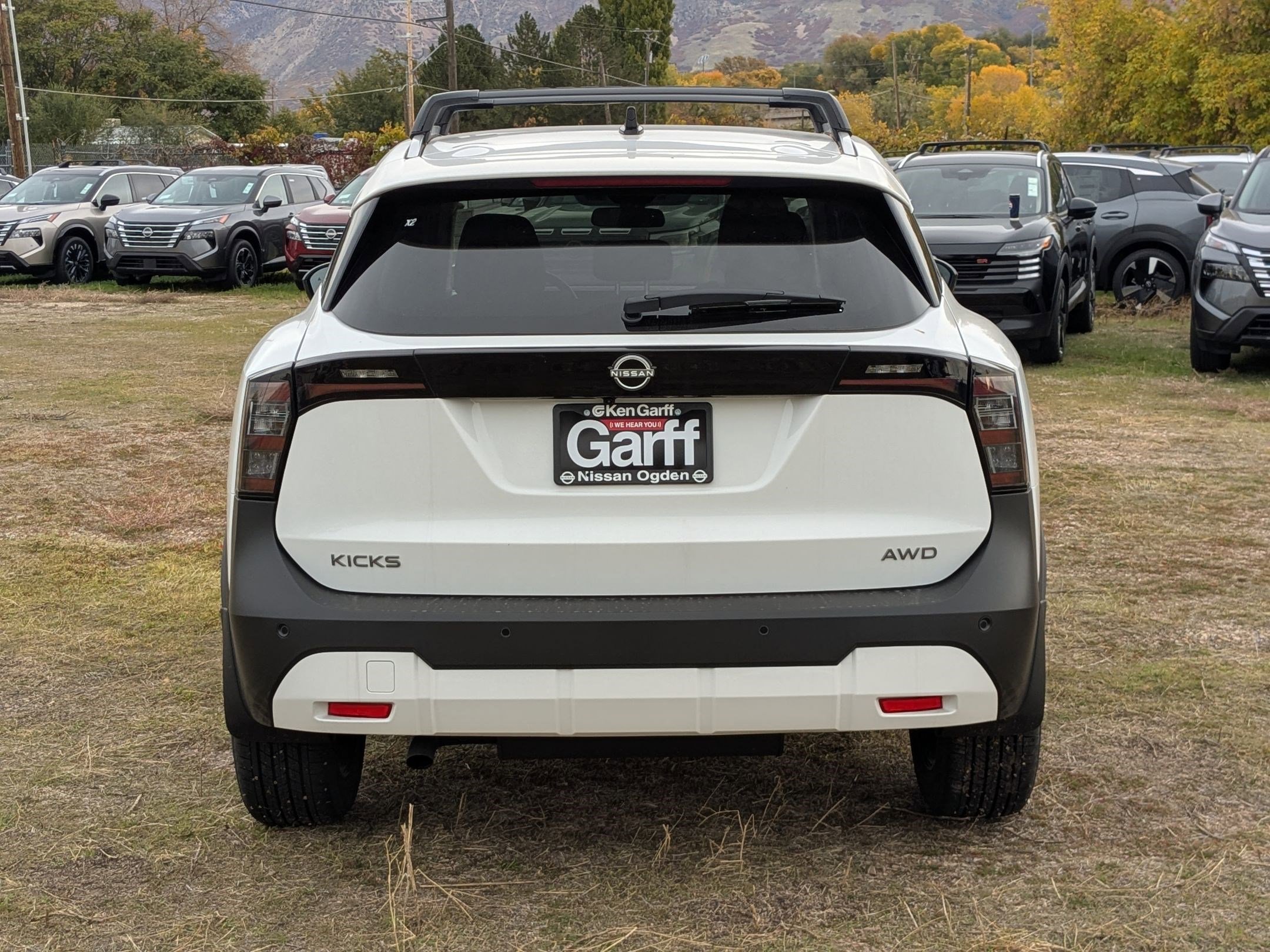 2026 Nissan Kicks SV photo 4