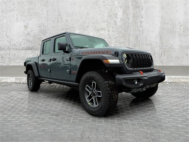 2026 Jeep Gladiator Mojave's photo