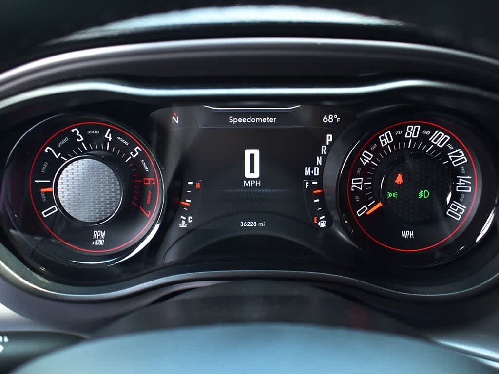 2023 Dodge Challenger R/T photo 11