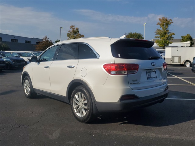 2017 Kia Sorento LX photo 6