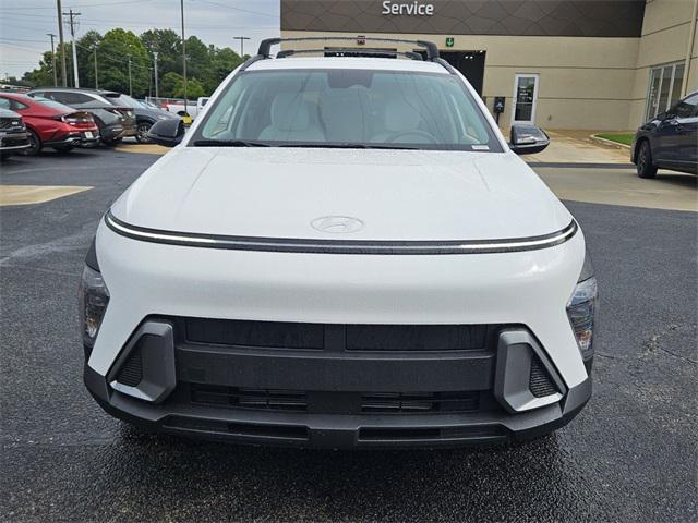 2026 Hyundai Kona SEL photo 2