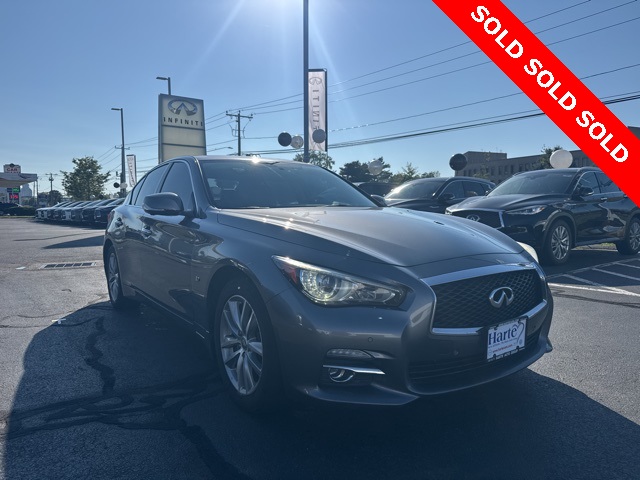 2015 INFINITI Q50 Premium
