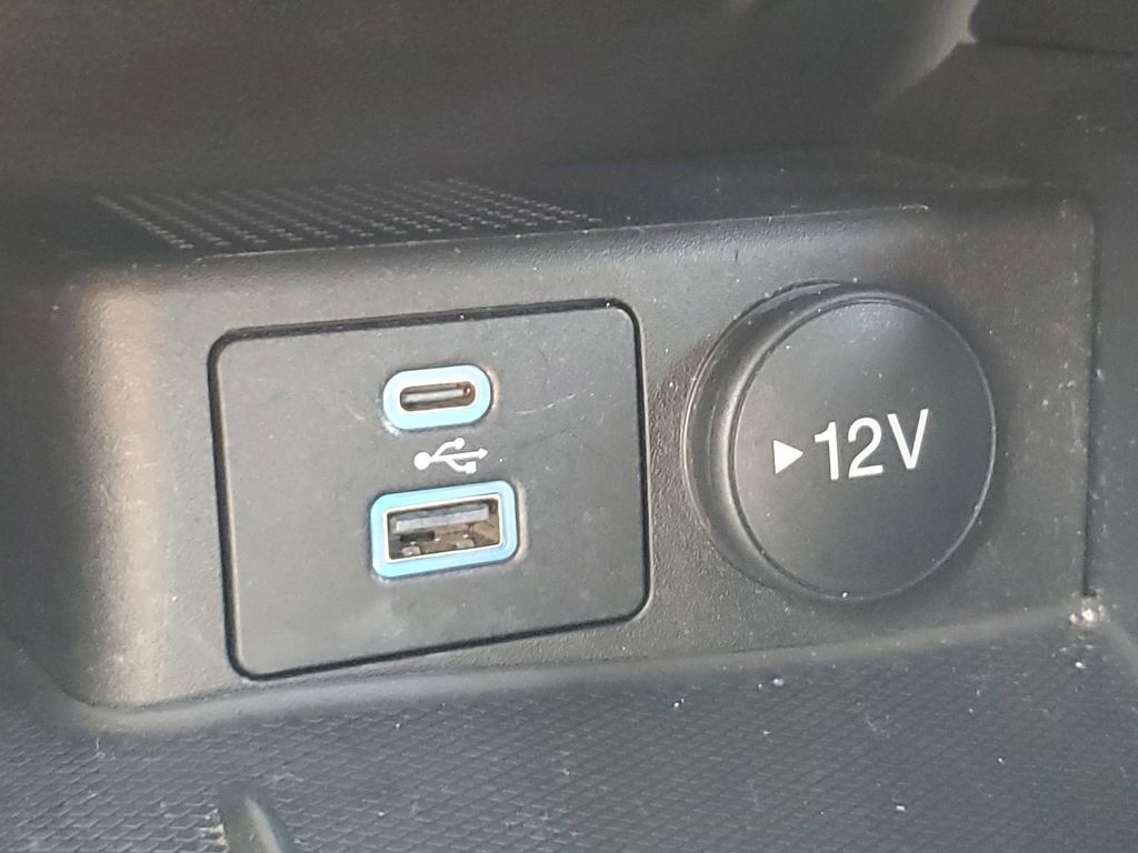2023 Ford Escape photo 30