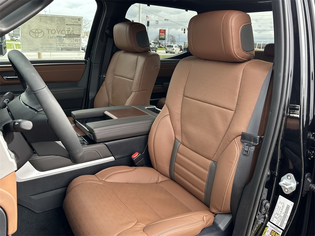 2025 Toyota Tundra 1794 Edition CrewMax photo 11