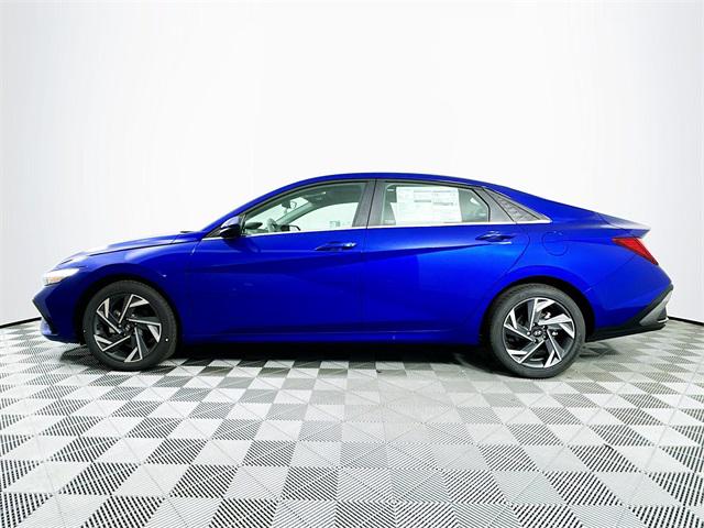 2025 Hyundai Elantra SEL Convenience photo 3