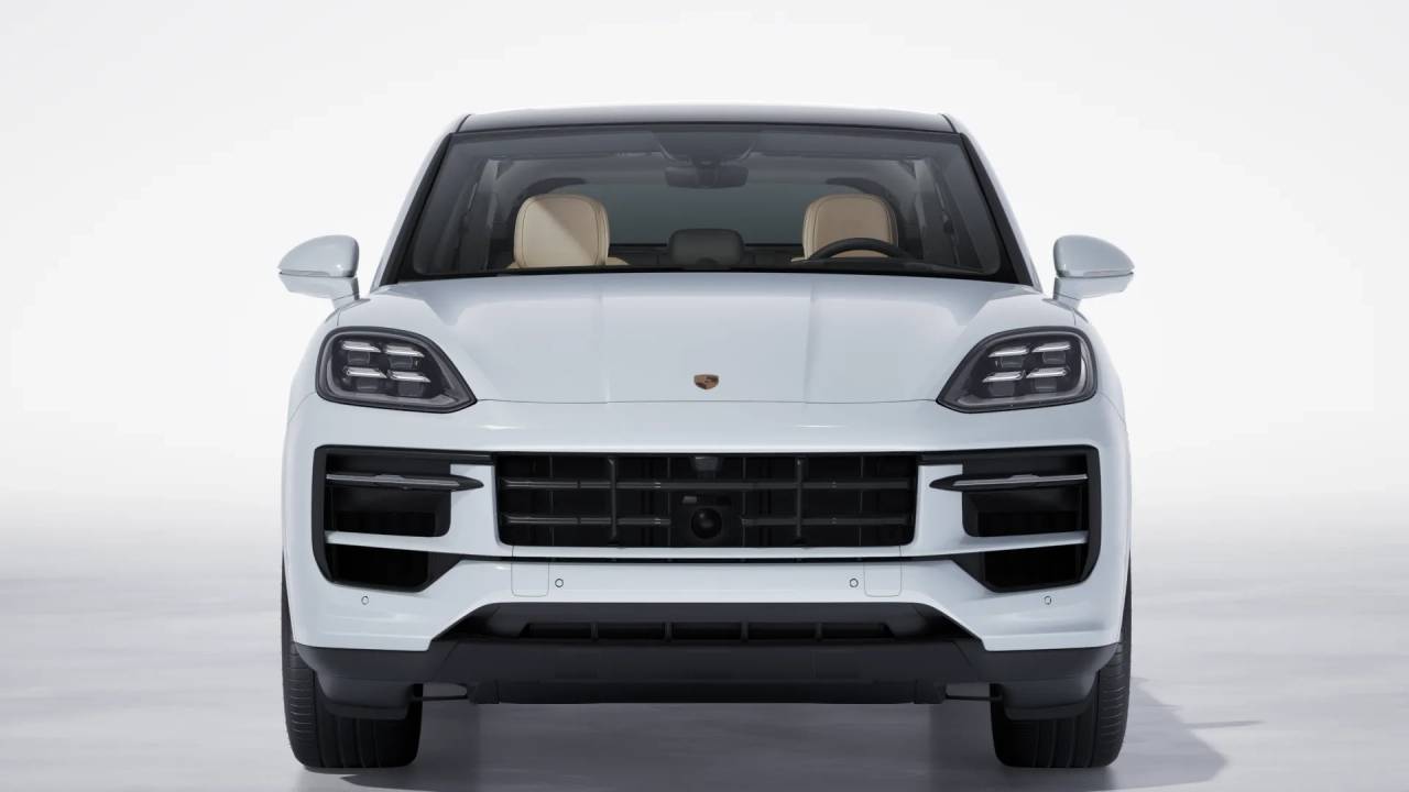 2026 Porsche Cayenne S Coupe photo 8